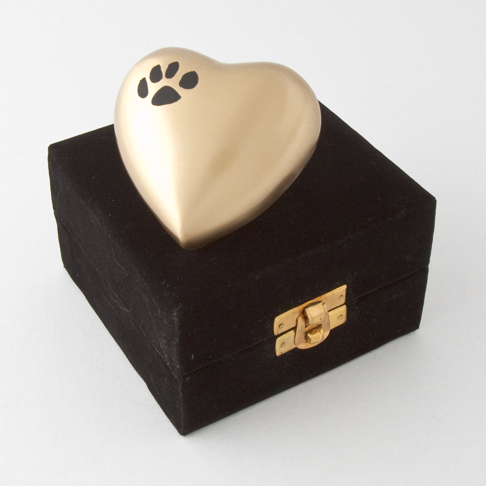 urn for animal ashes